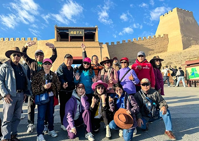 10 Days Classic China Silk Road Tour: Xian, Mogao Caves & Kashgar Old City