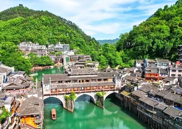 5 Days Panorama Zhangjiajie Tour